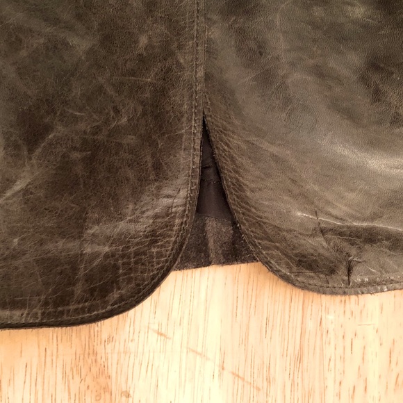 SOLD! 💙3/$25 VINTAGE BANANA REPUBLIC Leather Jacket- 0 - Picture 6 of 11